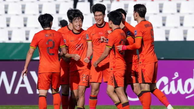 世界杯手机观看-若U23亚洲杯中国队顺利出线，邵佳一会尴尬，安东尼奥才适合国足